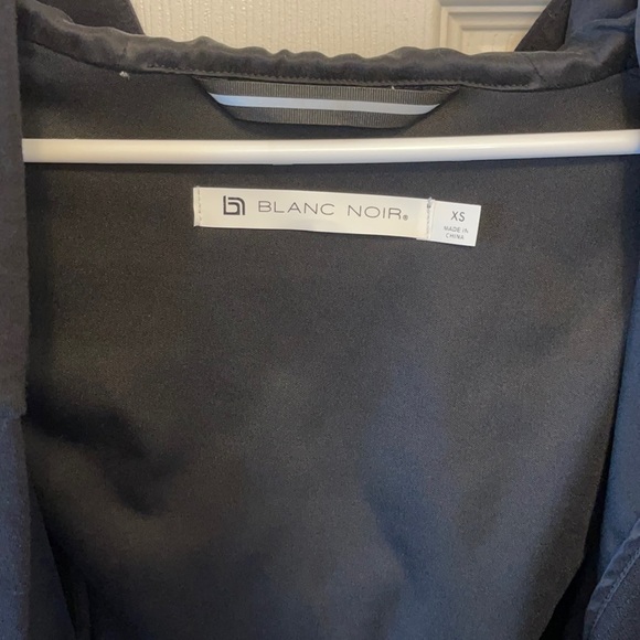 NWT Blanc Noir women’s Drape Front Jacket - Picture 5 of 10